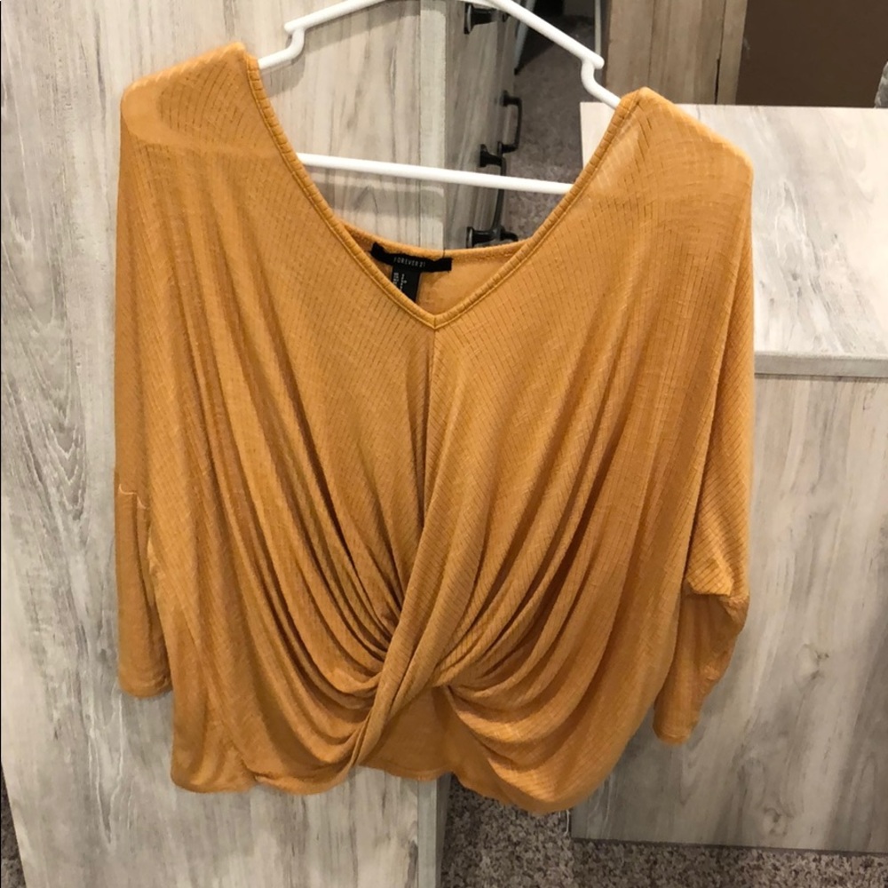 Crossover top